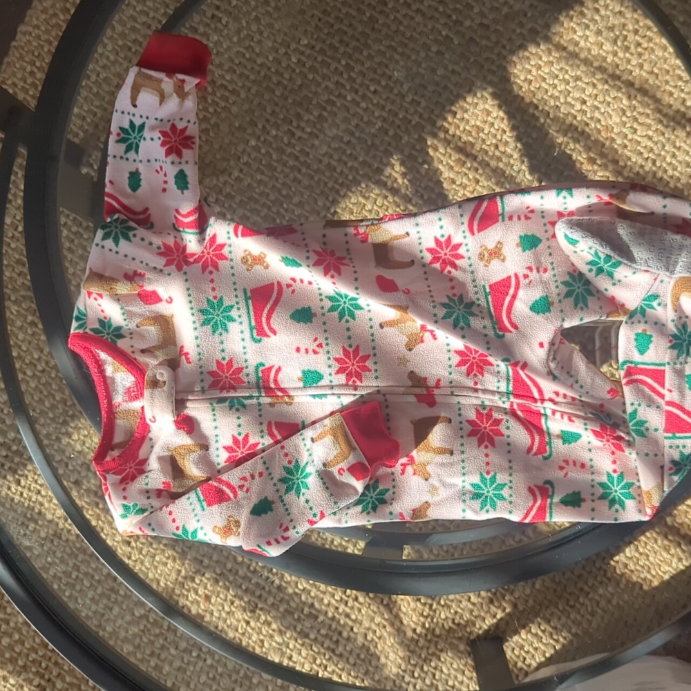 Pajamas - Picture 4 of 4